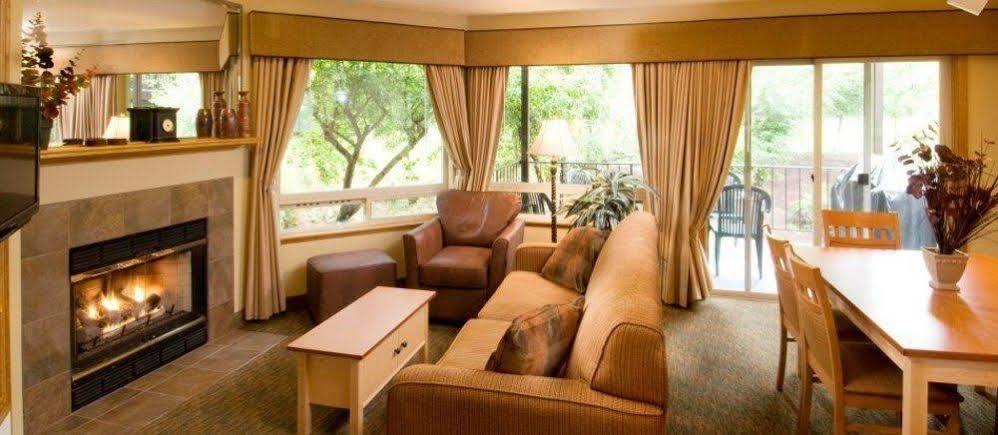Whispering Woods Resort Welches Ngoại thất bức ảnh