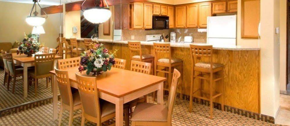 Whispering Woods Resort Welches Ngoại thất bức ảnh
